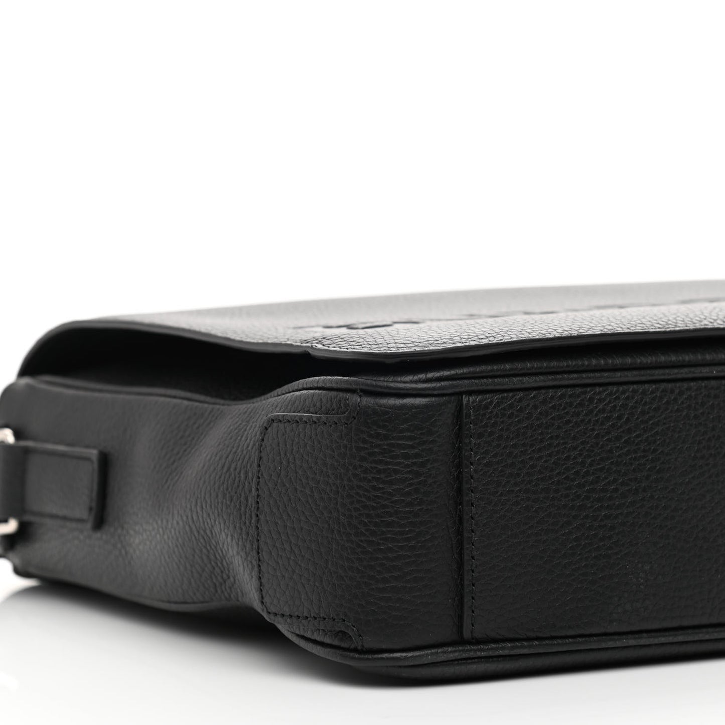Grainy Calfskin Embossed Bruno Messenger Black