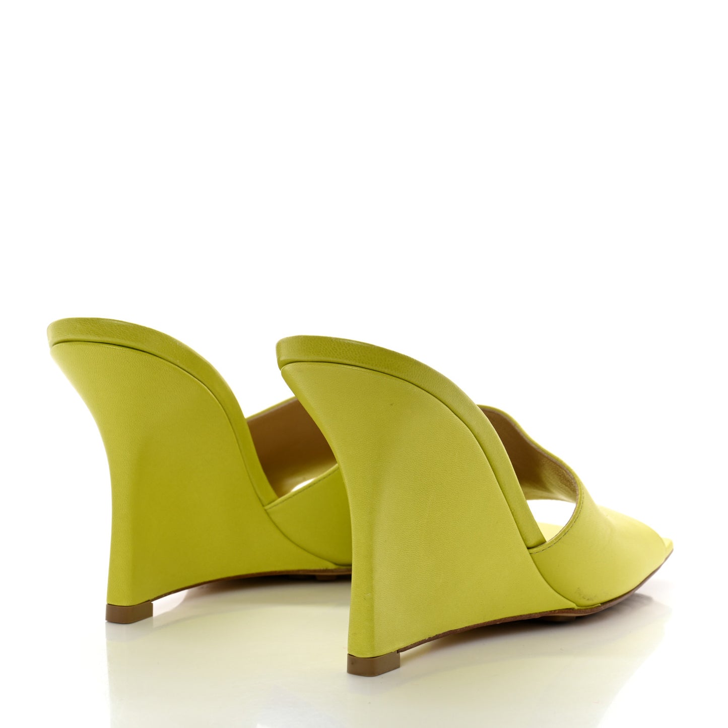 Lambskin Stretch Wedge 90mm Sandals 37 Kiwi