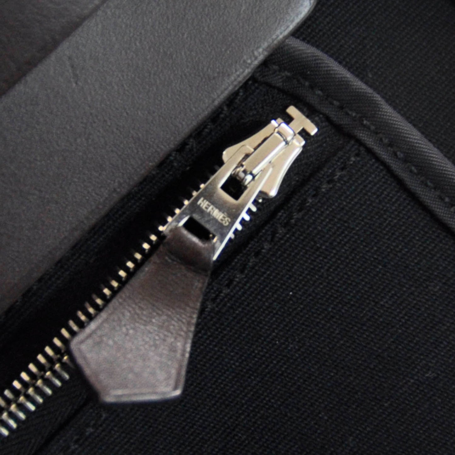Toile Herbag Zip MM Black