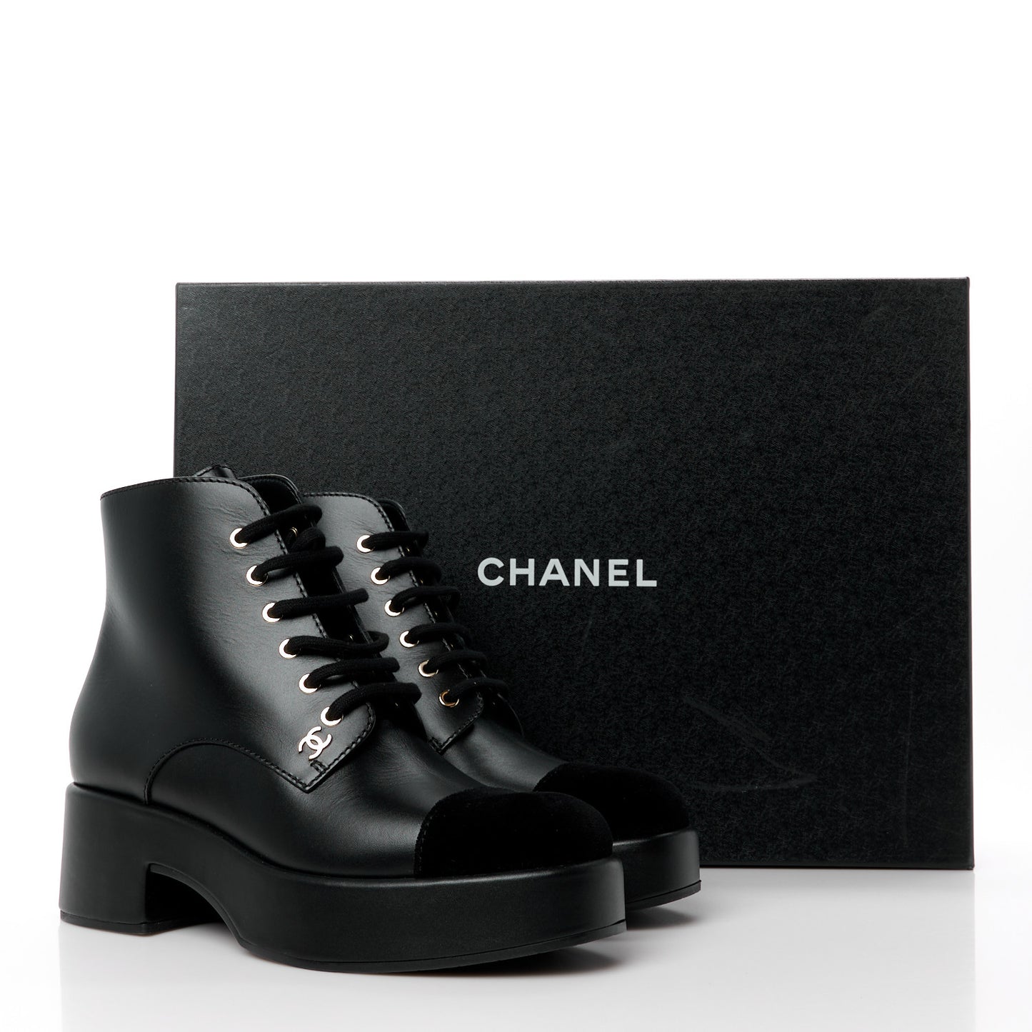 Calfskin Velvet CC Cap Toe Boots 40 Black
