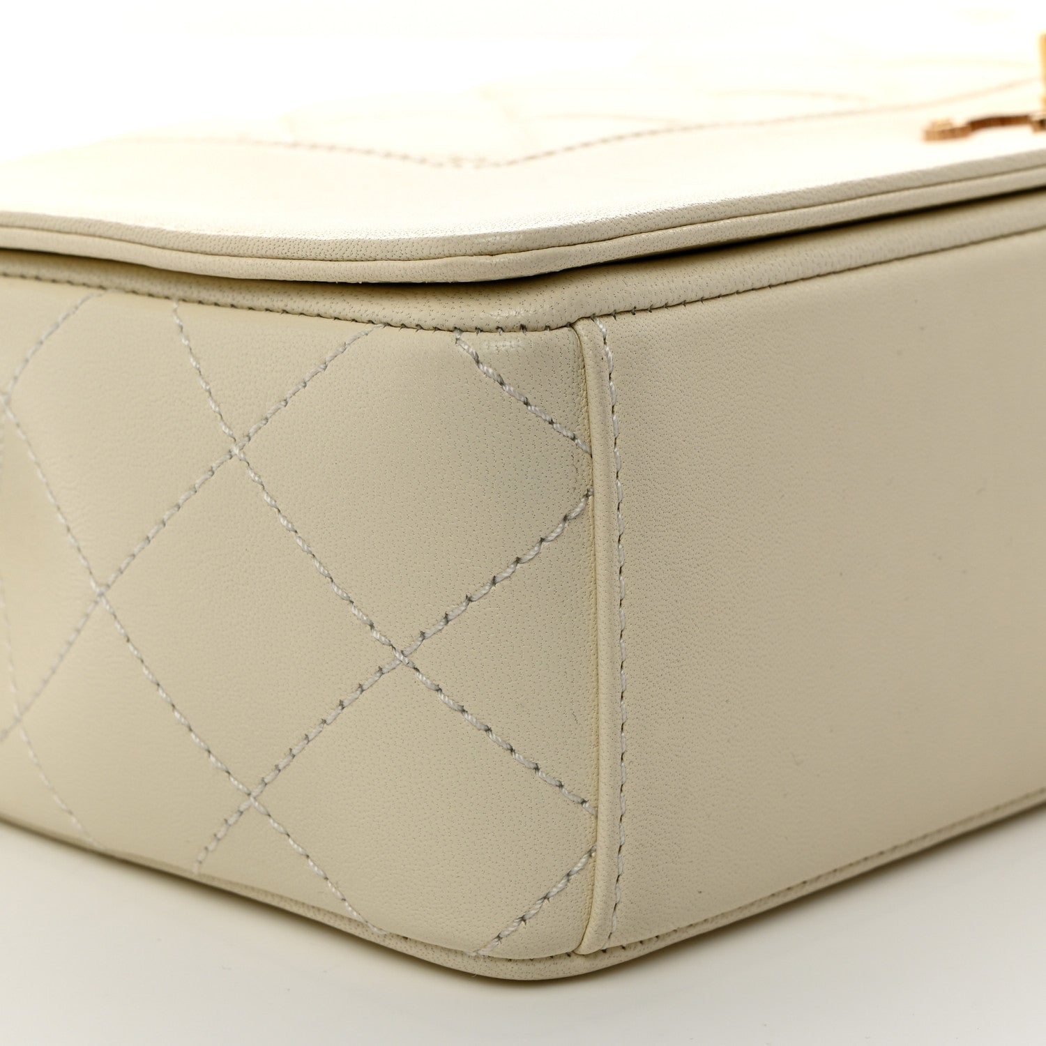 Chanel Sheepskin Quilted Vintage Mademoiselle Flap White 9 of 10