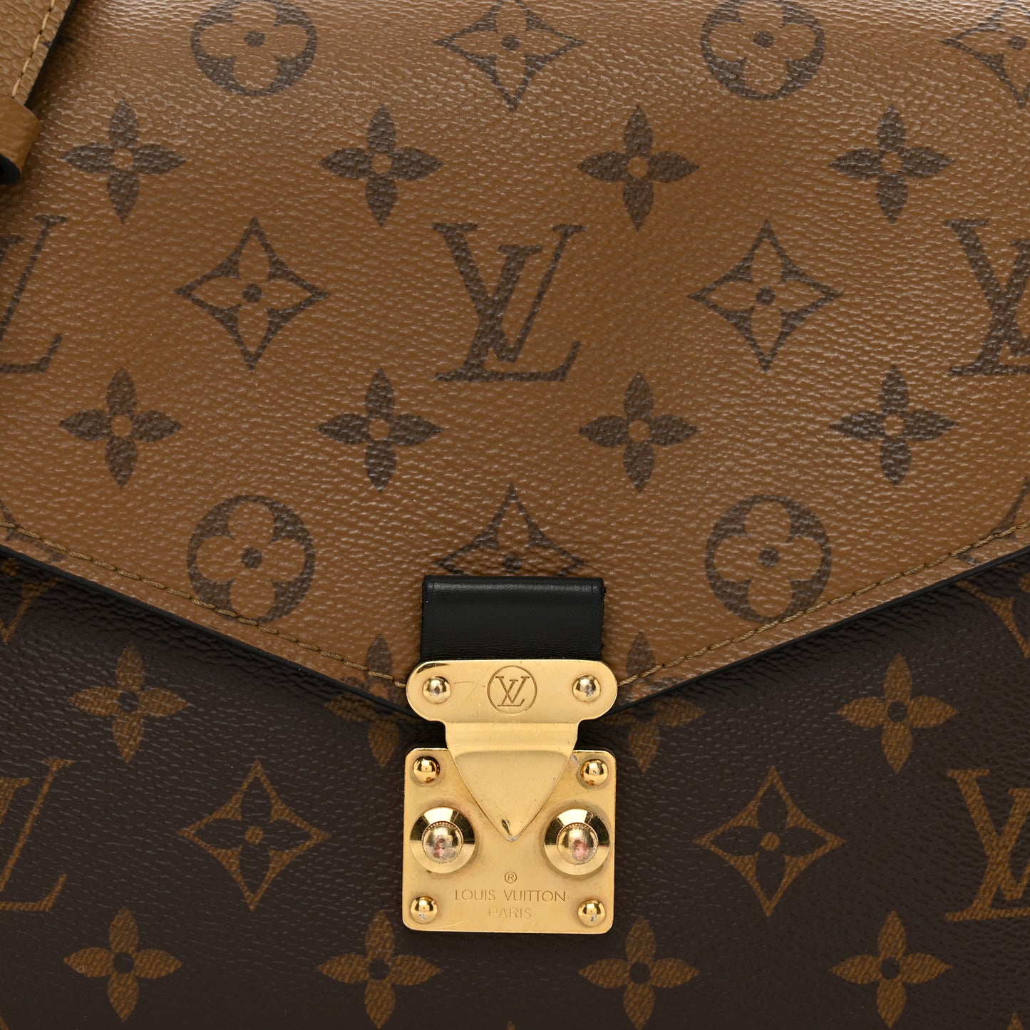 Reverse Monogram Pochette Metis