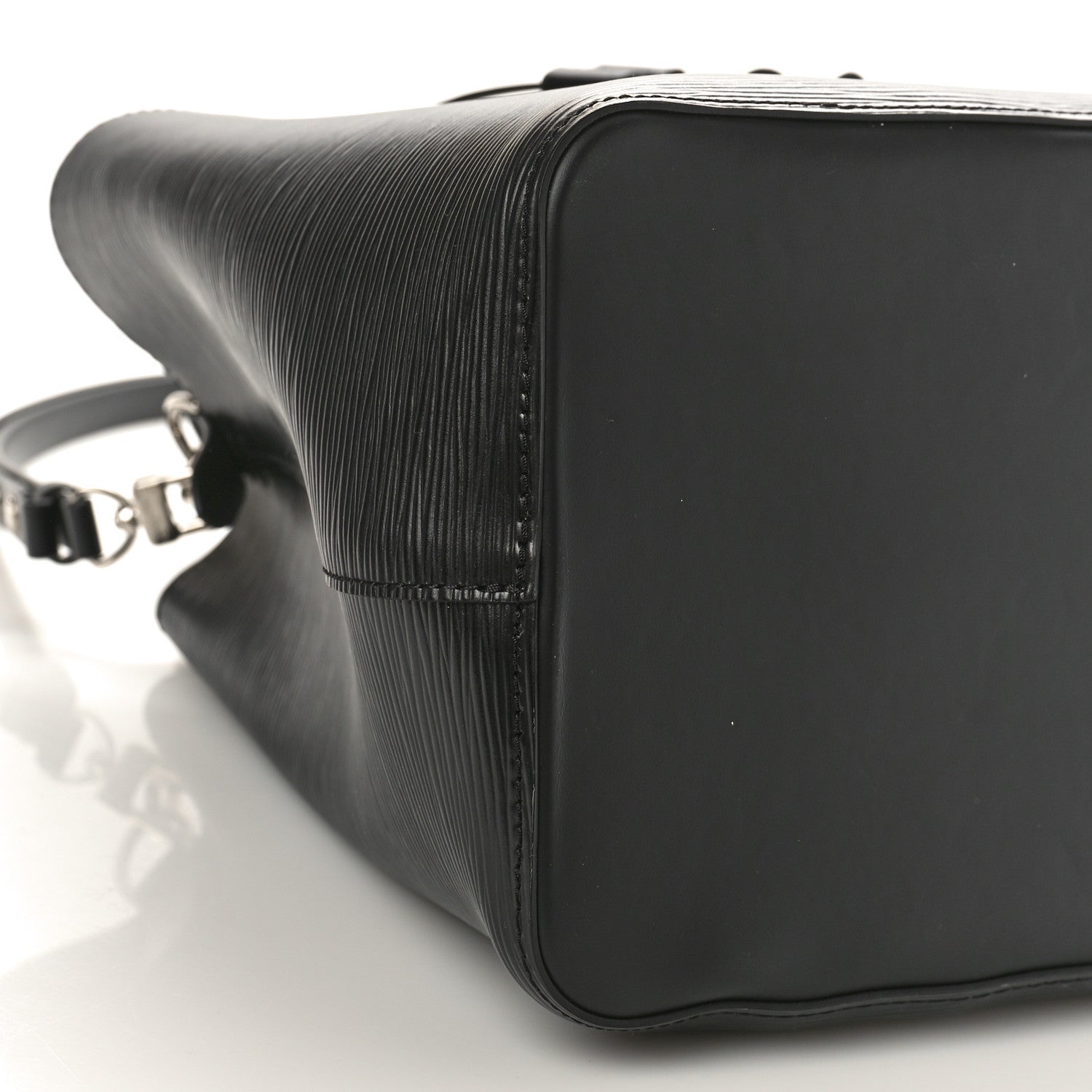 Louis Vuitton Epi NeoNoe MM Black 8 of 9