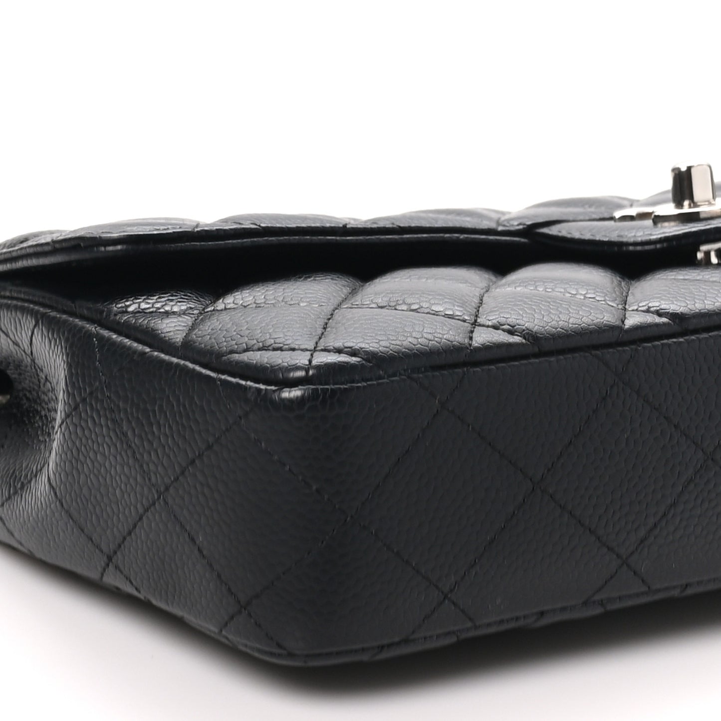 Caviar Quilted East West Flap Black