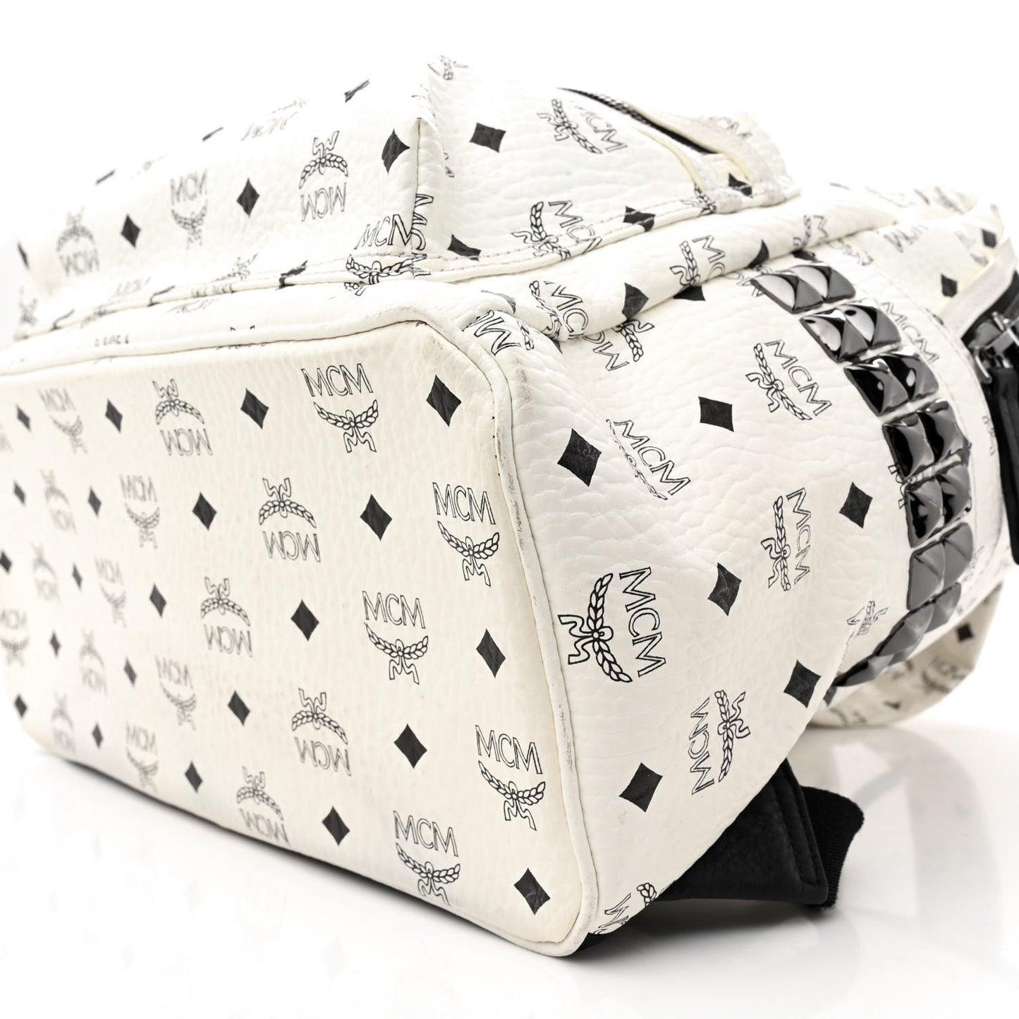 Visetos Medium Side Studs Stark Backpack White