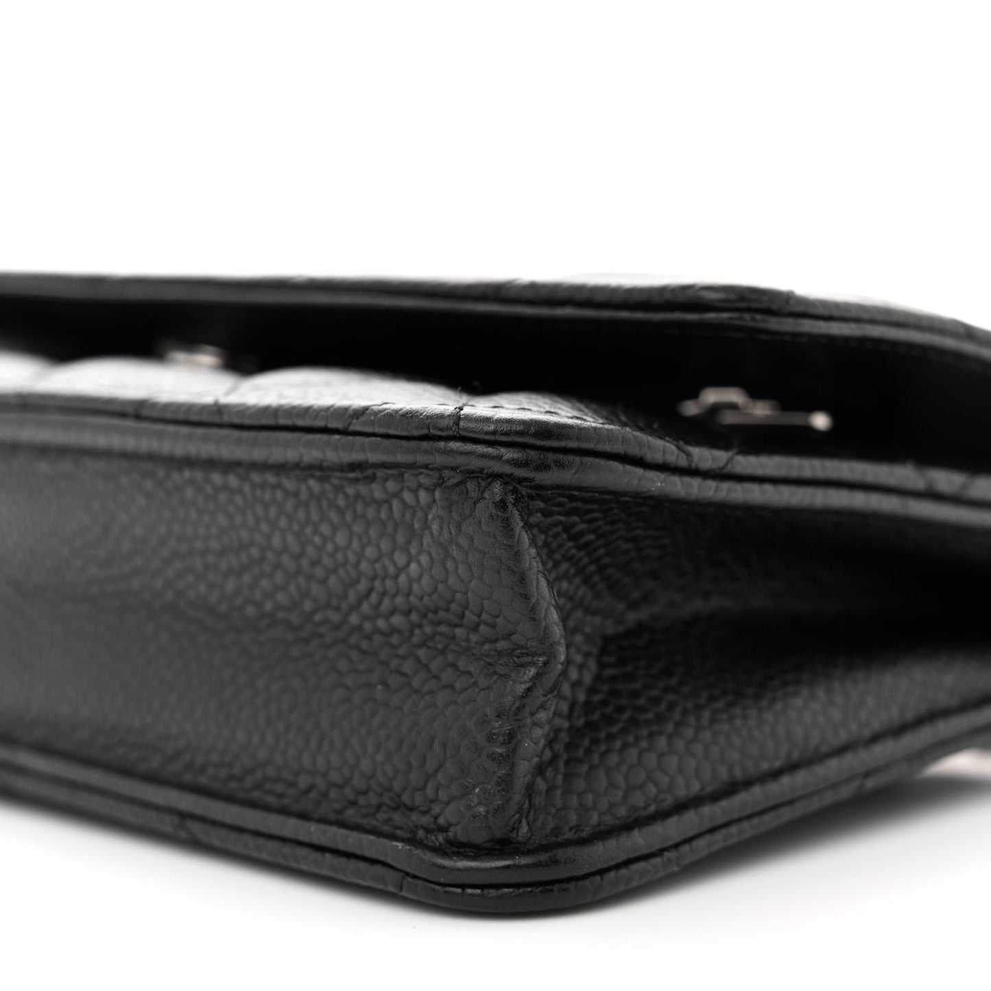 Caviar Quilted Wallet on Chain WOC Black