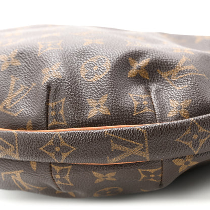 Louis Vuitton Monogram Croissant MM 9 of 10
