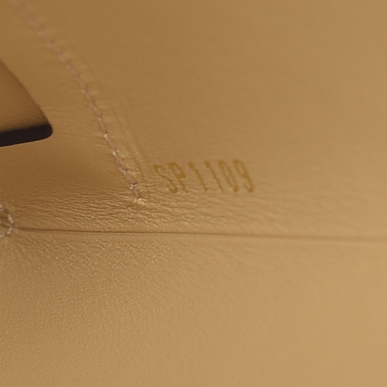 Louis Vuitton Monogram Giant Kirigami Pochette Set 11 of 12