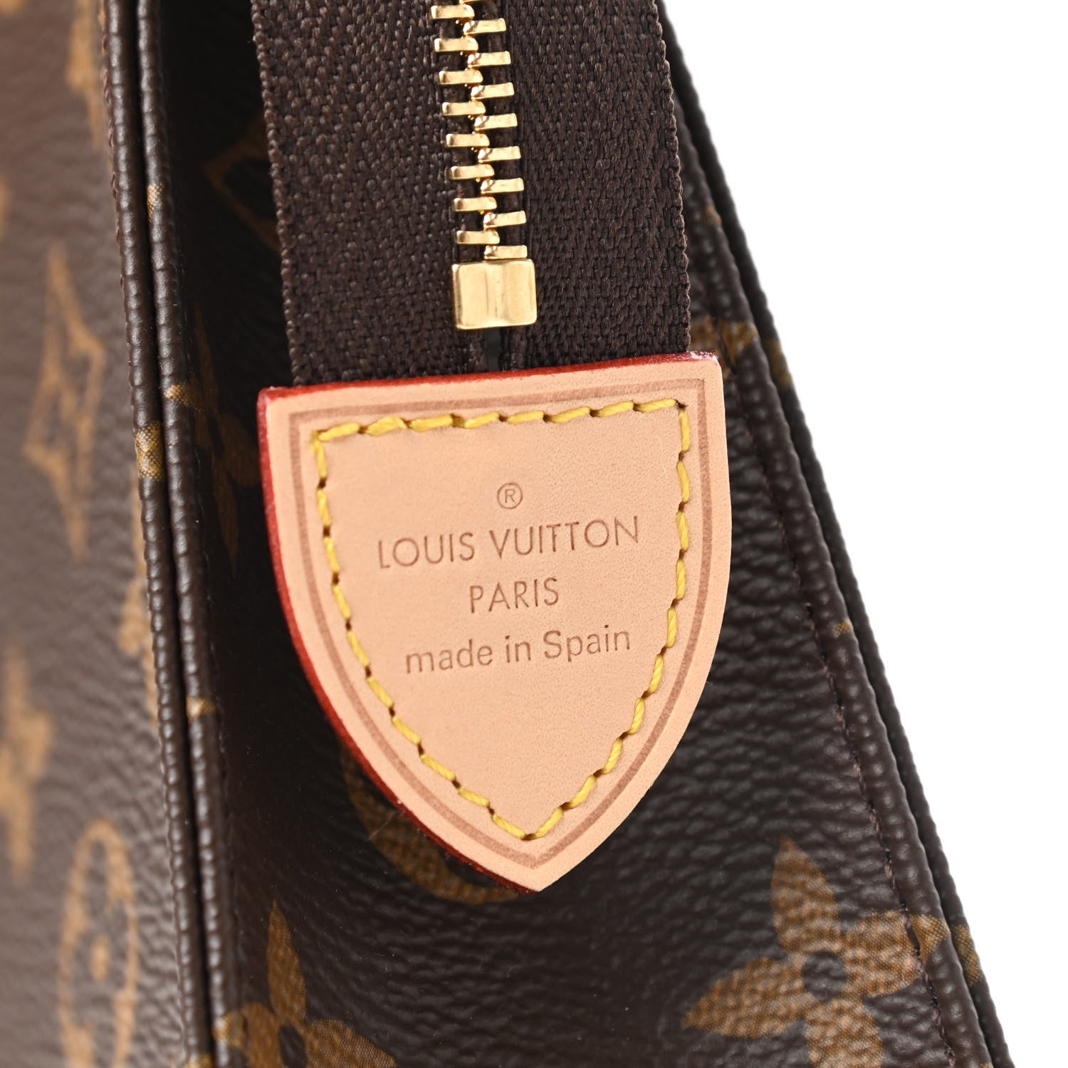 Louis Vuitton Monogram Toiletry Pouch 19 6 of 7