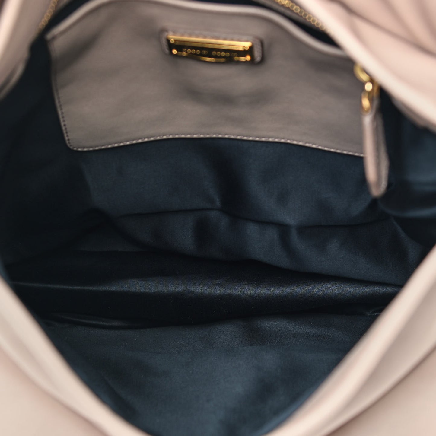 Nappa Matelasse Coffer Hobo Cammeo