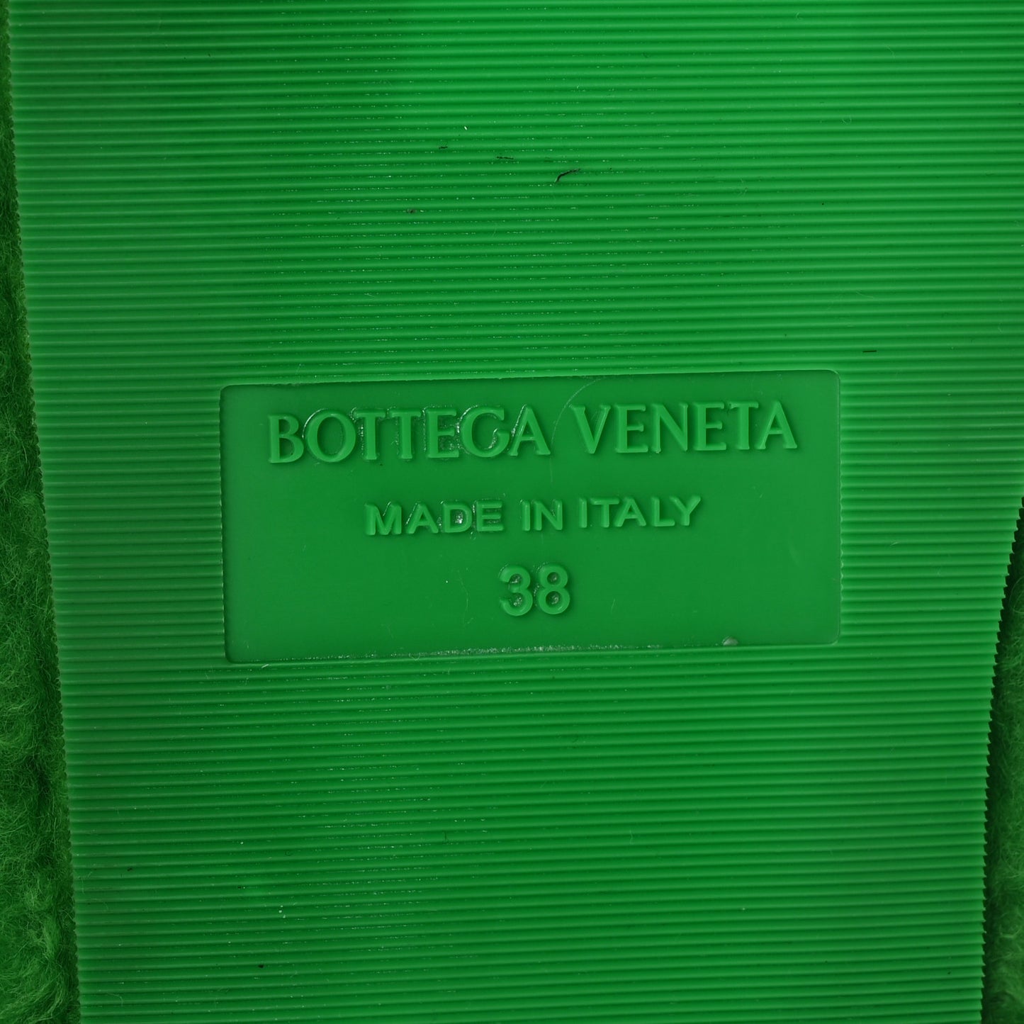 Shearling Resort Teddy Slides 38 Parakeet