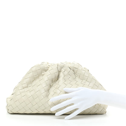 Bottega Veneta Nappa Maxi Intreccio The Pouch Oversized Clutch Plaster 2 of 7