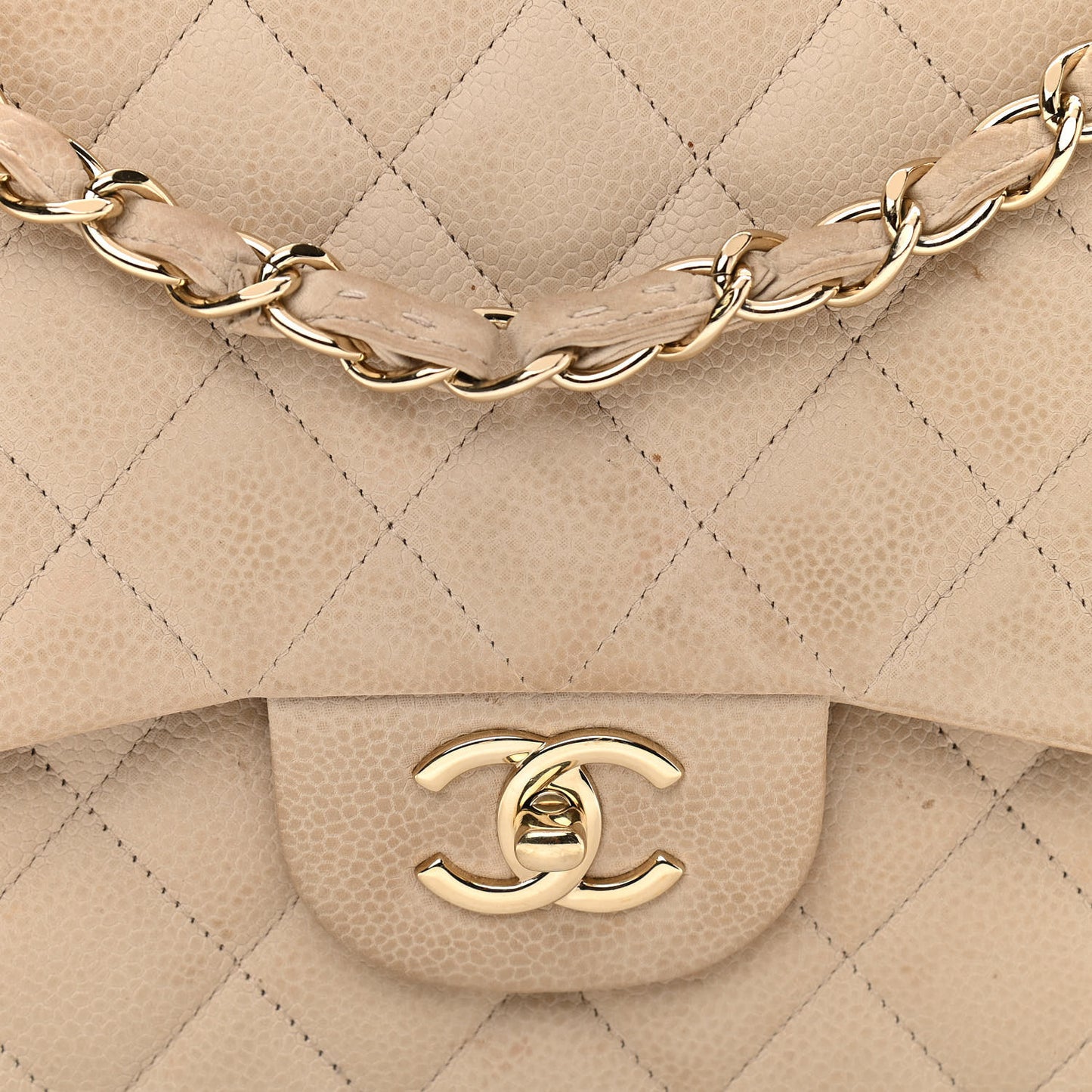 Iridescent Caviar Quilted Jumbo Double Beige