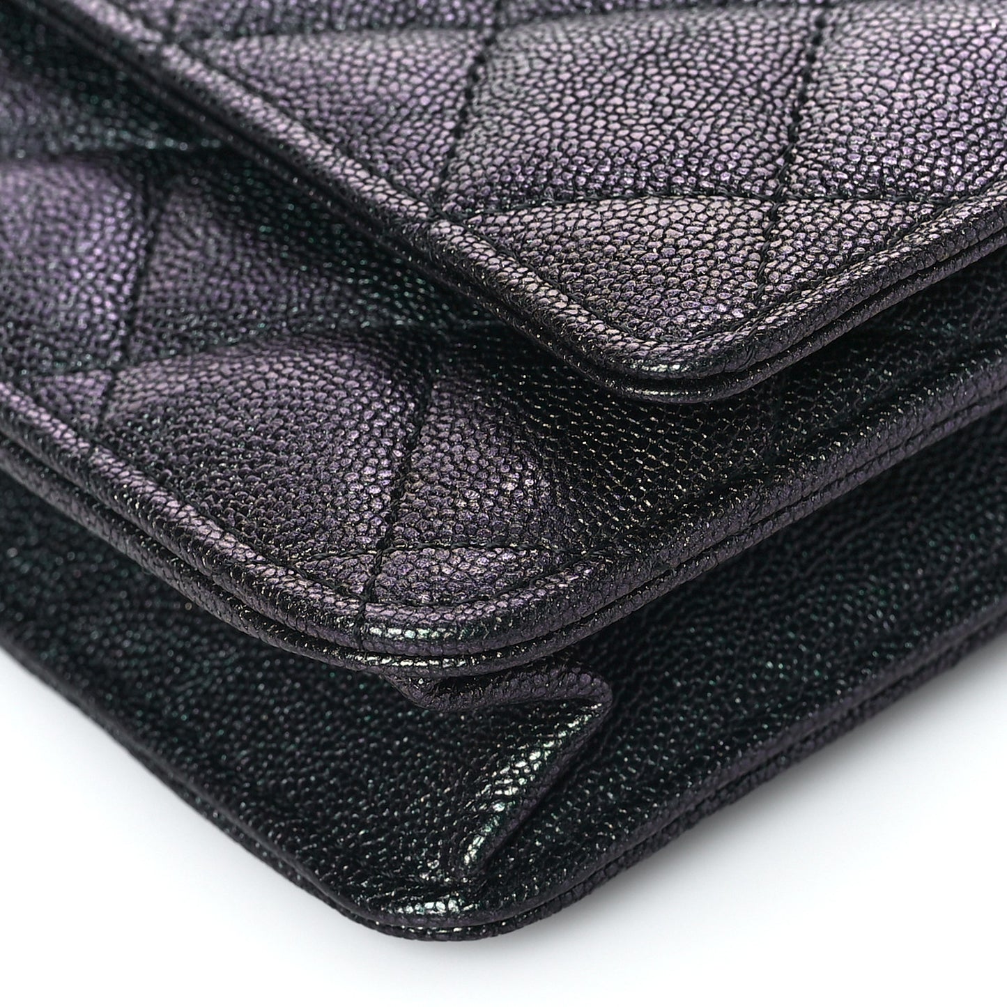 Iridescent Caviar Quilted Wallet On Chain WOC Black