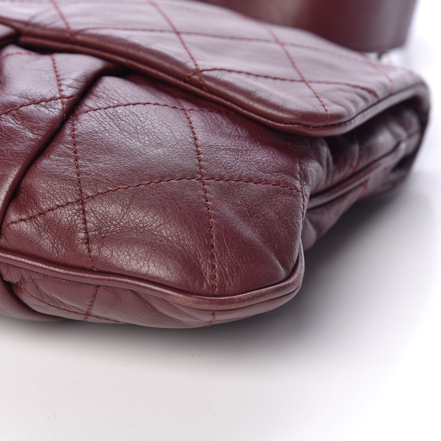 Calfskin Coco Pleats Large Messenger Flap Burgundy