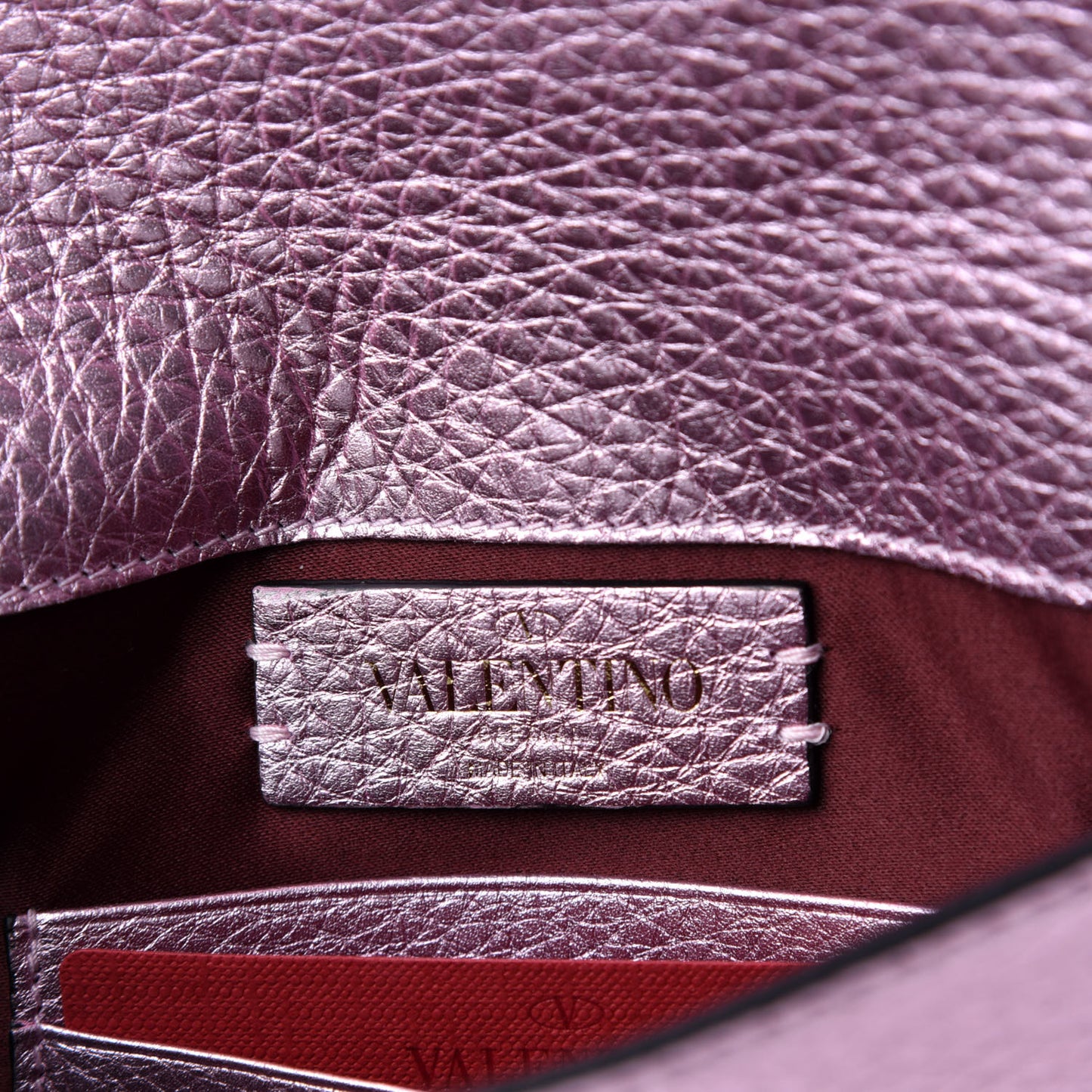 Metallic Pebbled Calfskin Medium Rockstud Envelope Flat Wristlet Pouch Giacinto
