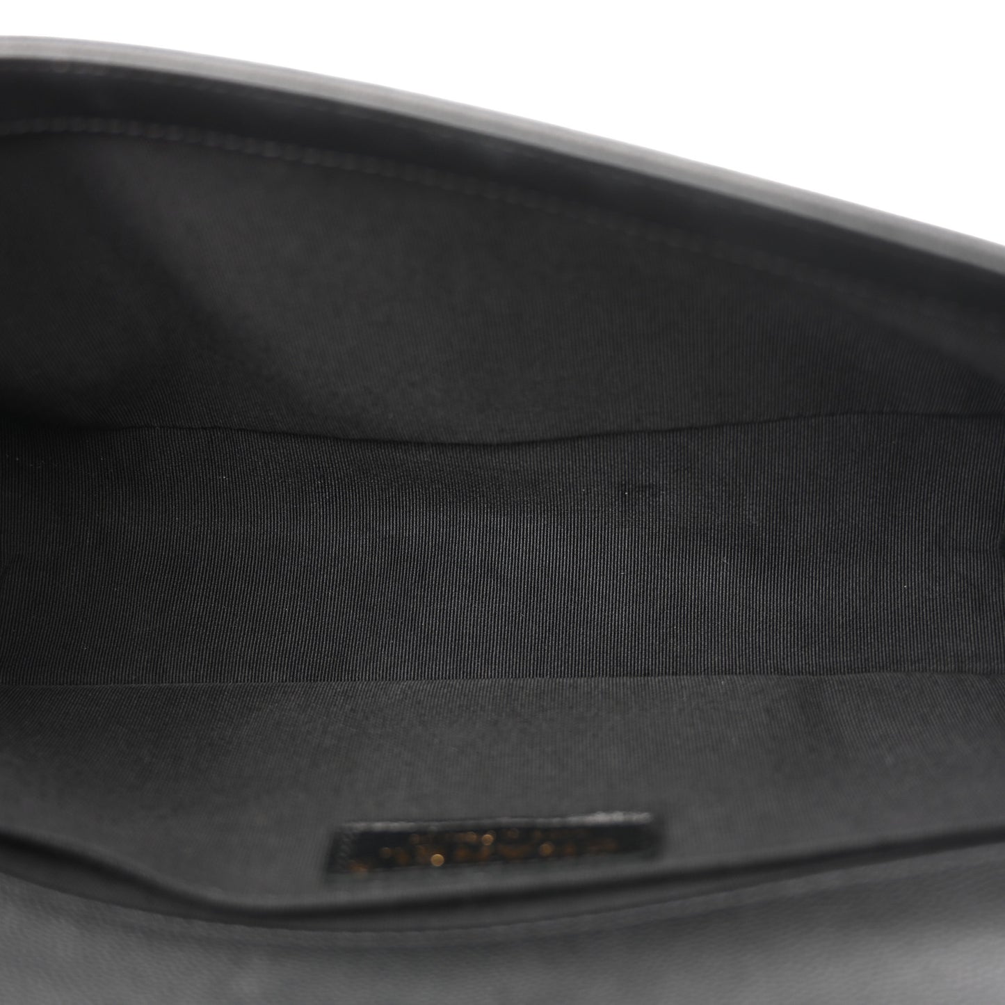 Caviar Quilted Medium Boy Flap Black
