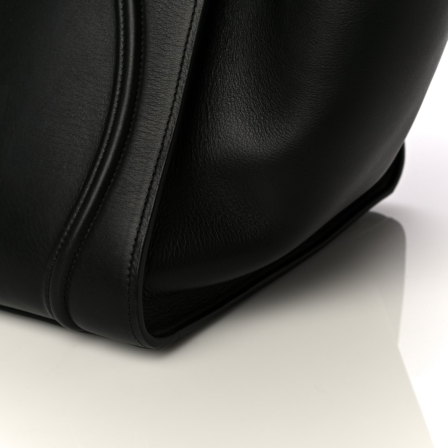 Celine Supple Calfskin Medium Phantom Luggage Black 11 of 21