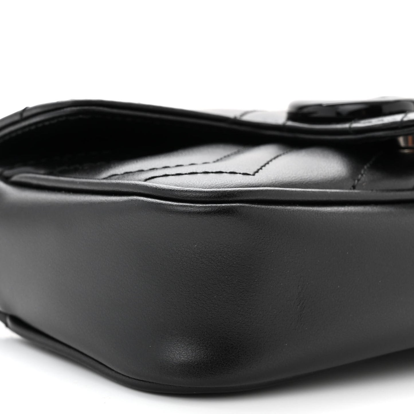 Calfskin Matelasse Super Mini GG Marmont Shoulder Bag Black