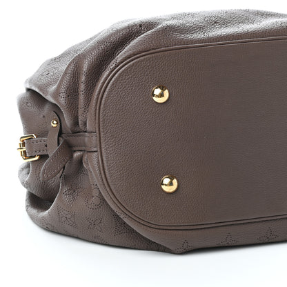 Louis Vuitton Mahina L Gris Perle 7 of 8