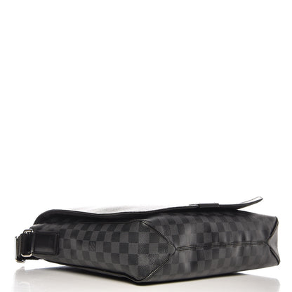 Louis Vuitton Damier Graphite District GM 4 of 11