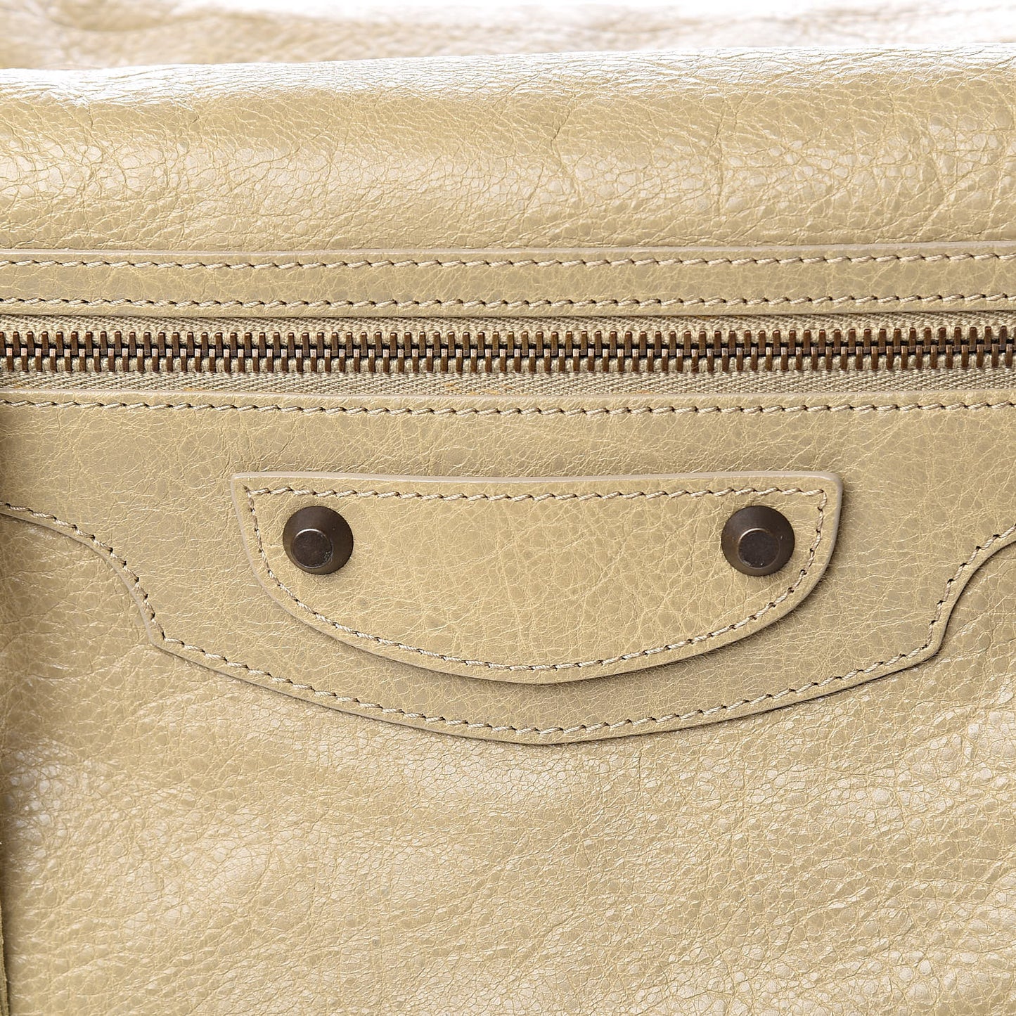 Agneau Classic Hardware Day Hobo Latte Beige
