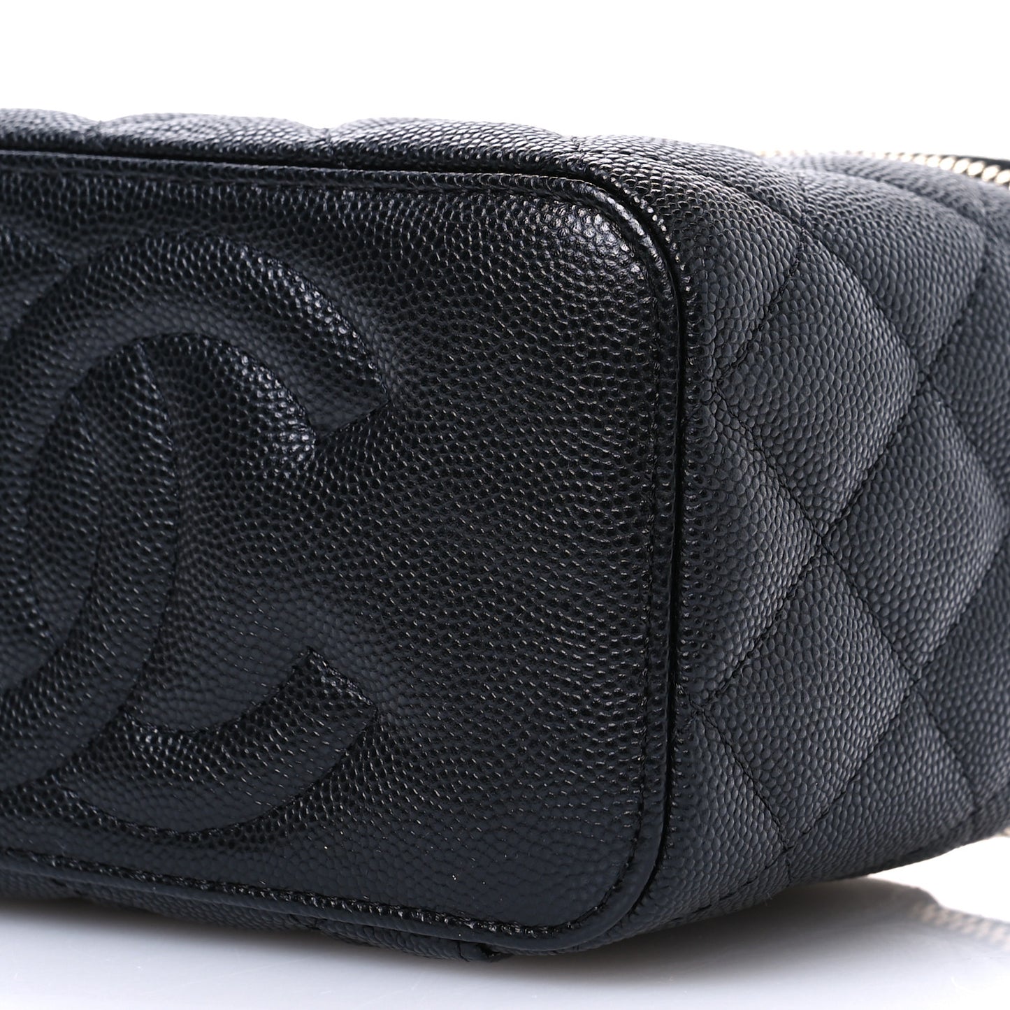 Caviar Quilted Small Vanity Case With Chain Black