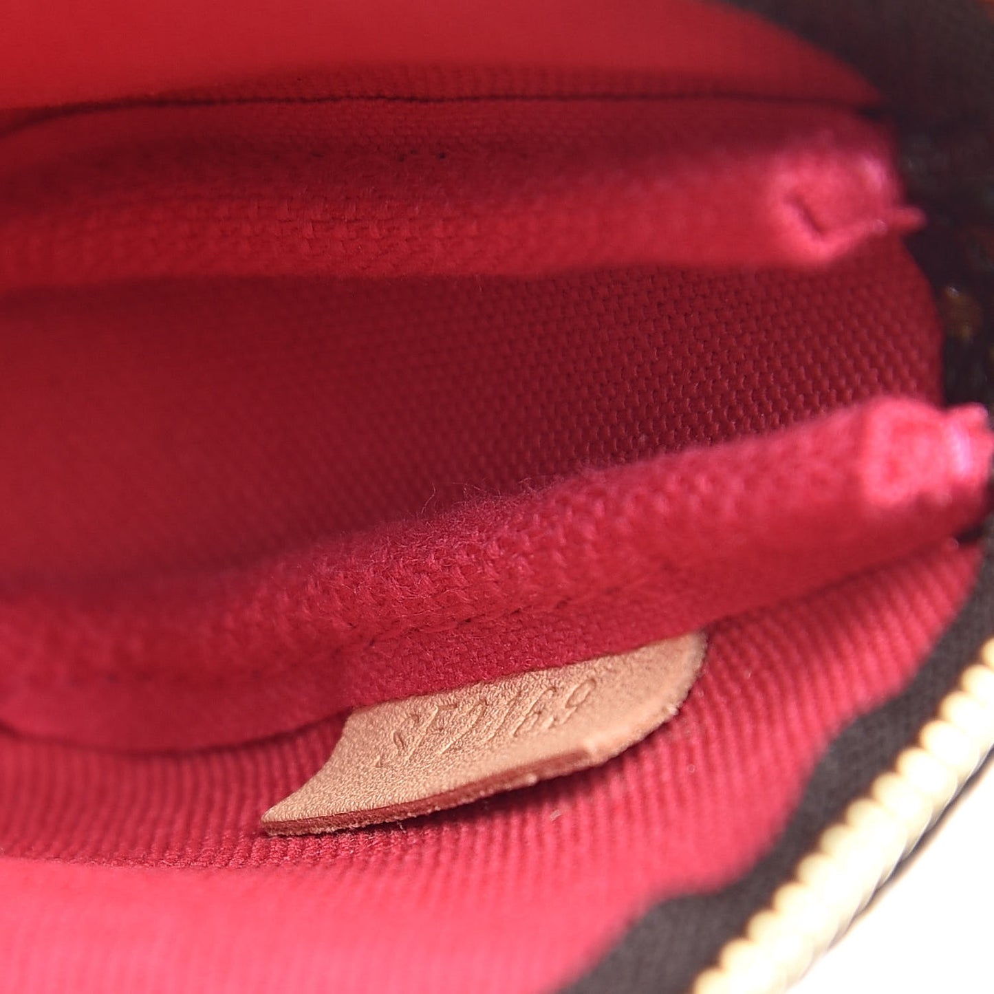 Monogram 2019 Christmas Animation Mini Courchevel Pochette Accessories Fuchsia