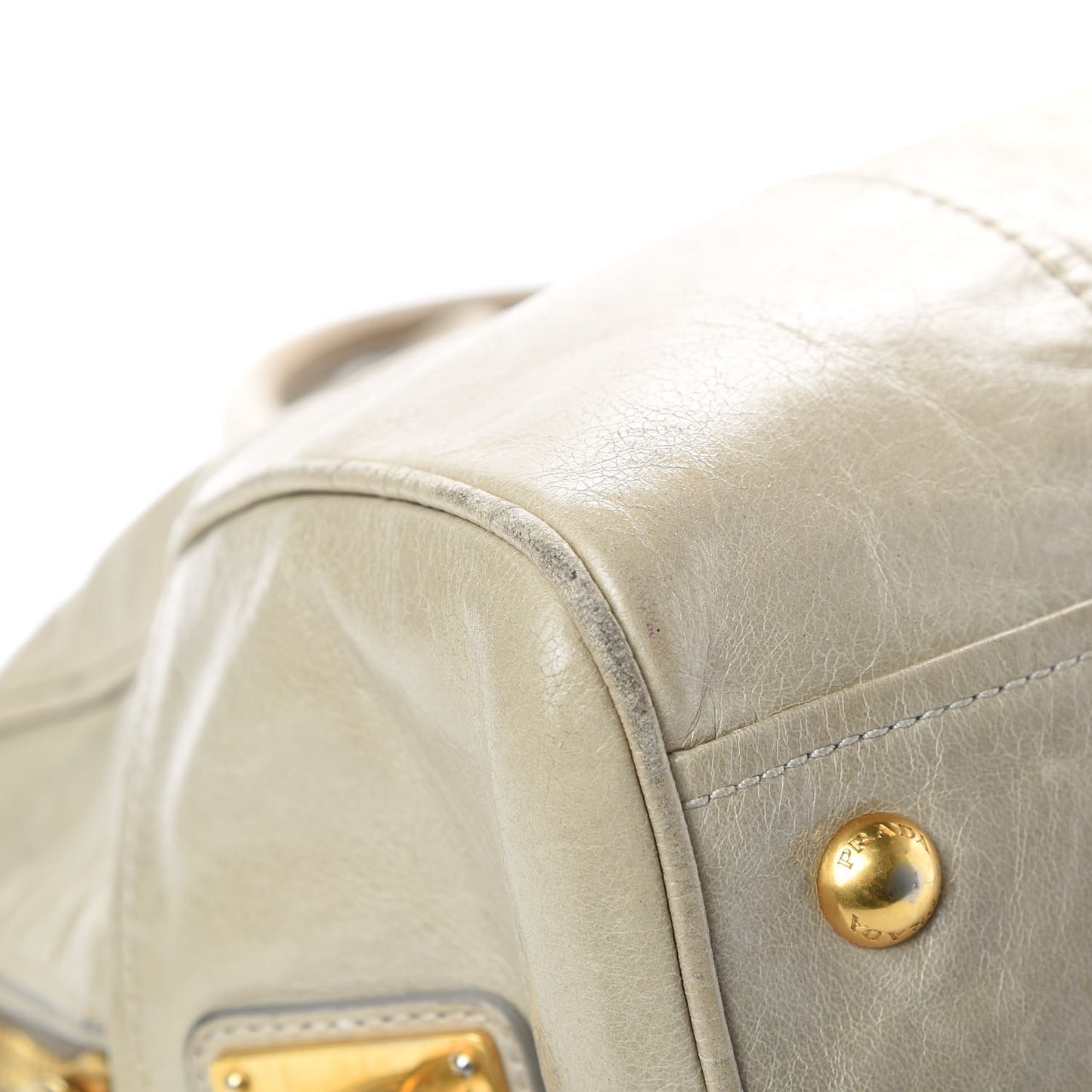 Vitello Shine Shopping Satchel Cammeo