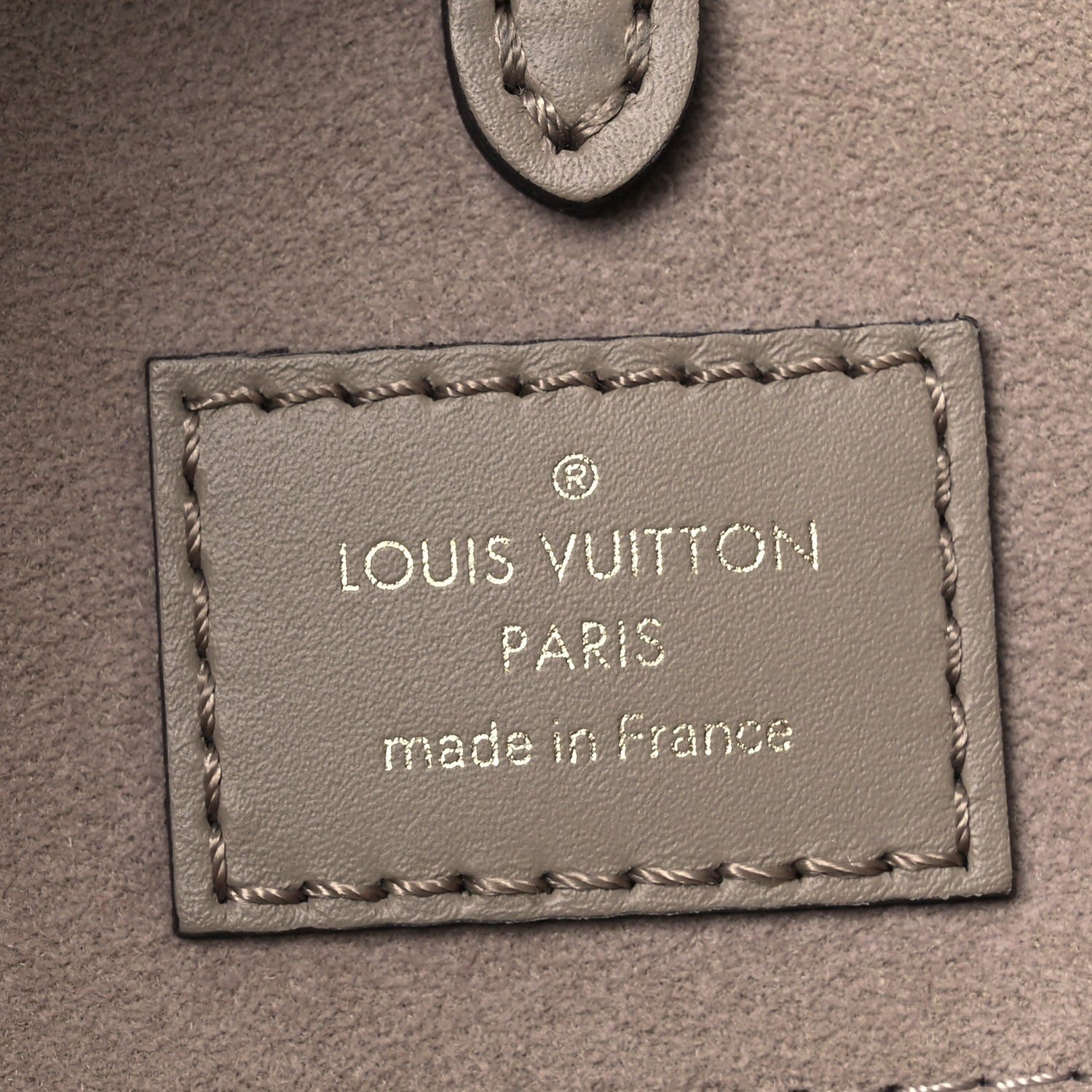 Louis Vuitton Empreinte Monogram Giant Onthego MM Tourterelle Creme 7 of 13
