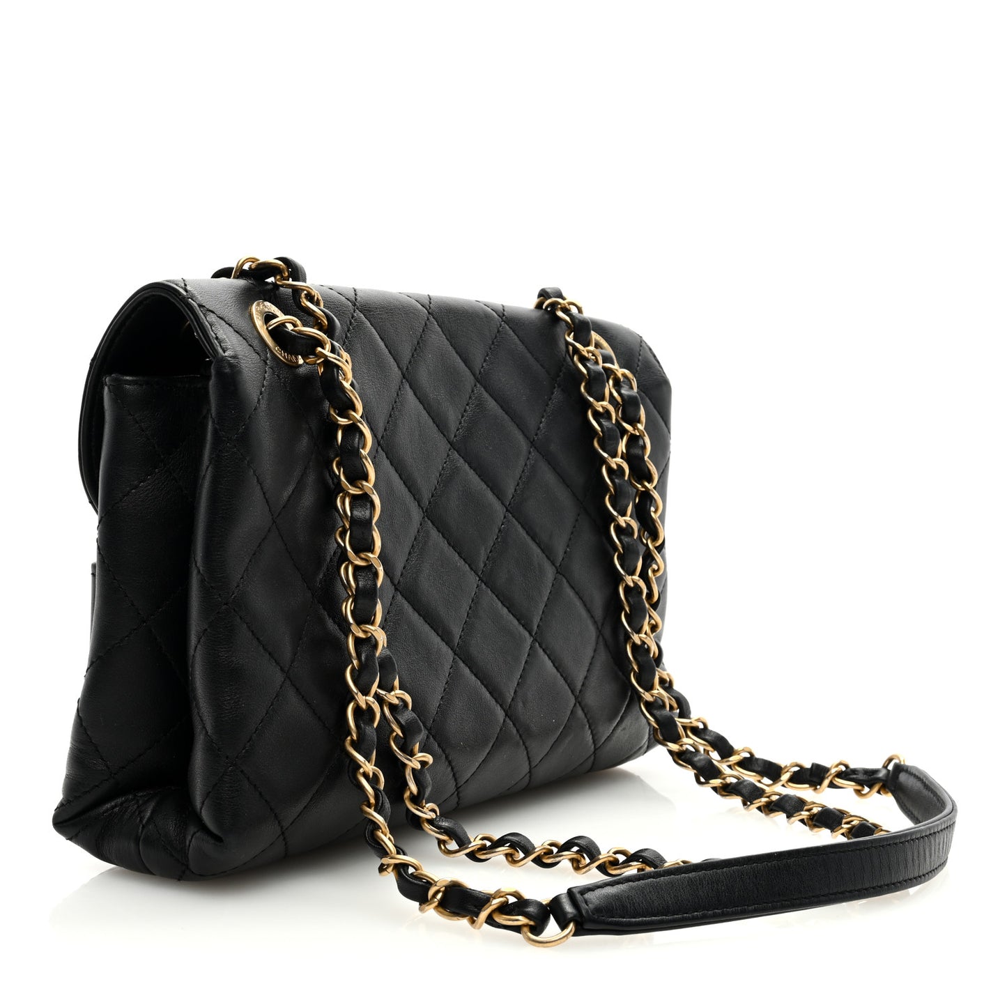 Calfskin Quilted Enchained Flap Black