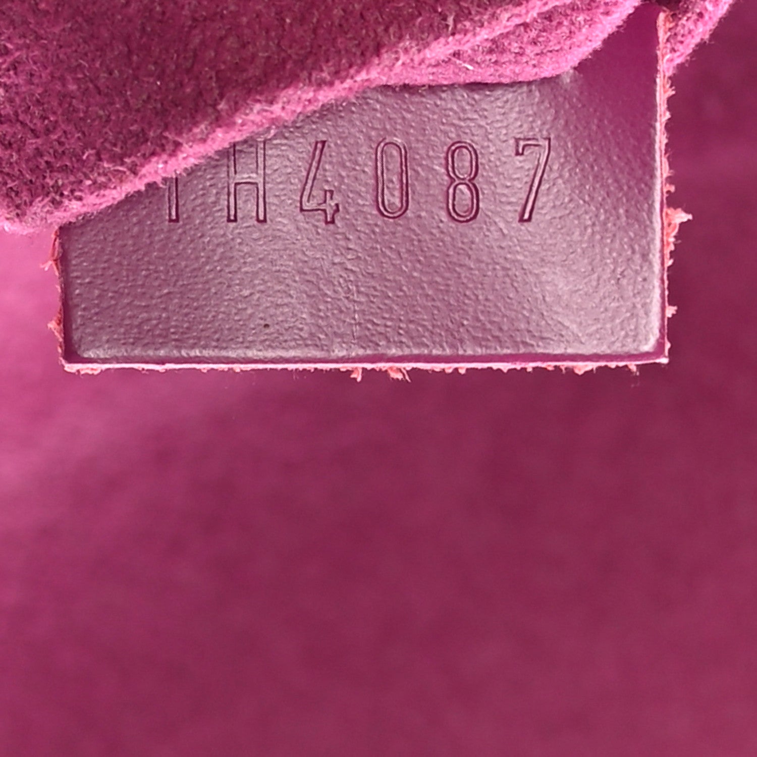 Louis Vuitton Epi Montaigne Clutch Fuchsia 7 of 10