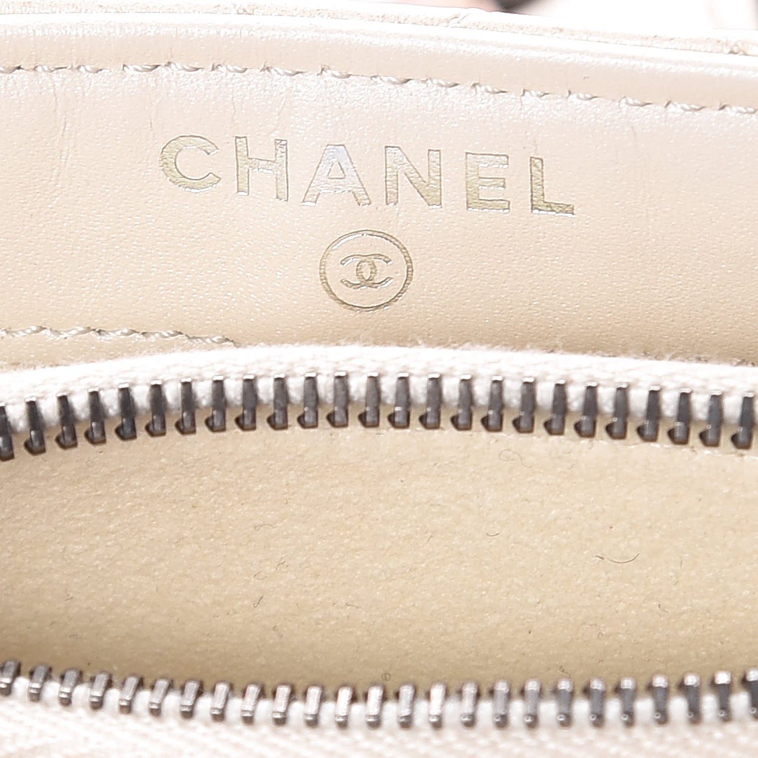 Chanel Metallic Calfskin Quilted Lucky Charms Mini Phone Holder Clutch Ivory 6 of 11