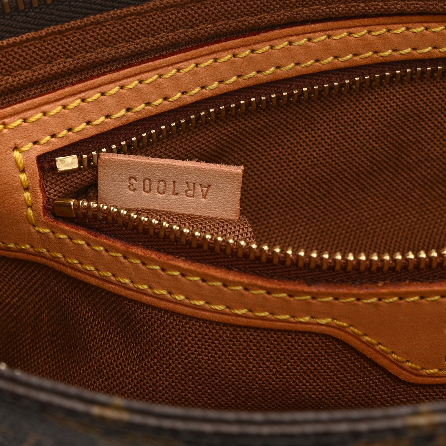 Louis Vuitton Monogram Trotteur 7 of 10
