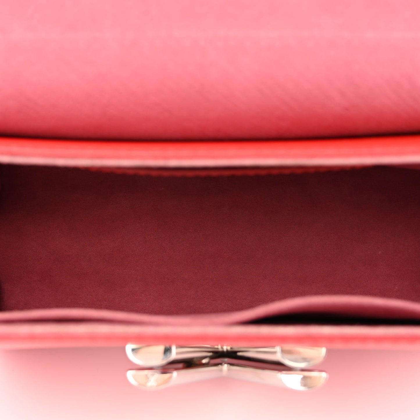 Epi Twist Shoulder Bag MM Coquelicot