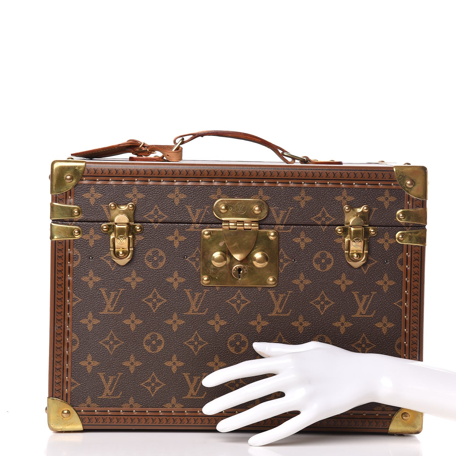 Louis Vuitton Monogram Boite Pharmacie Toiletry Case 2 of 13