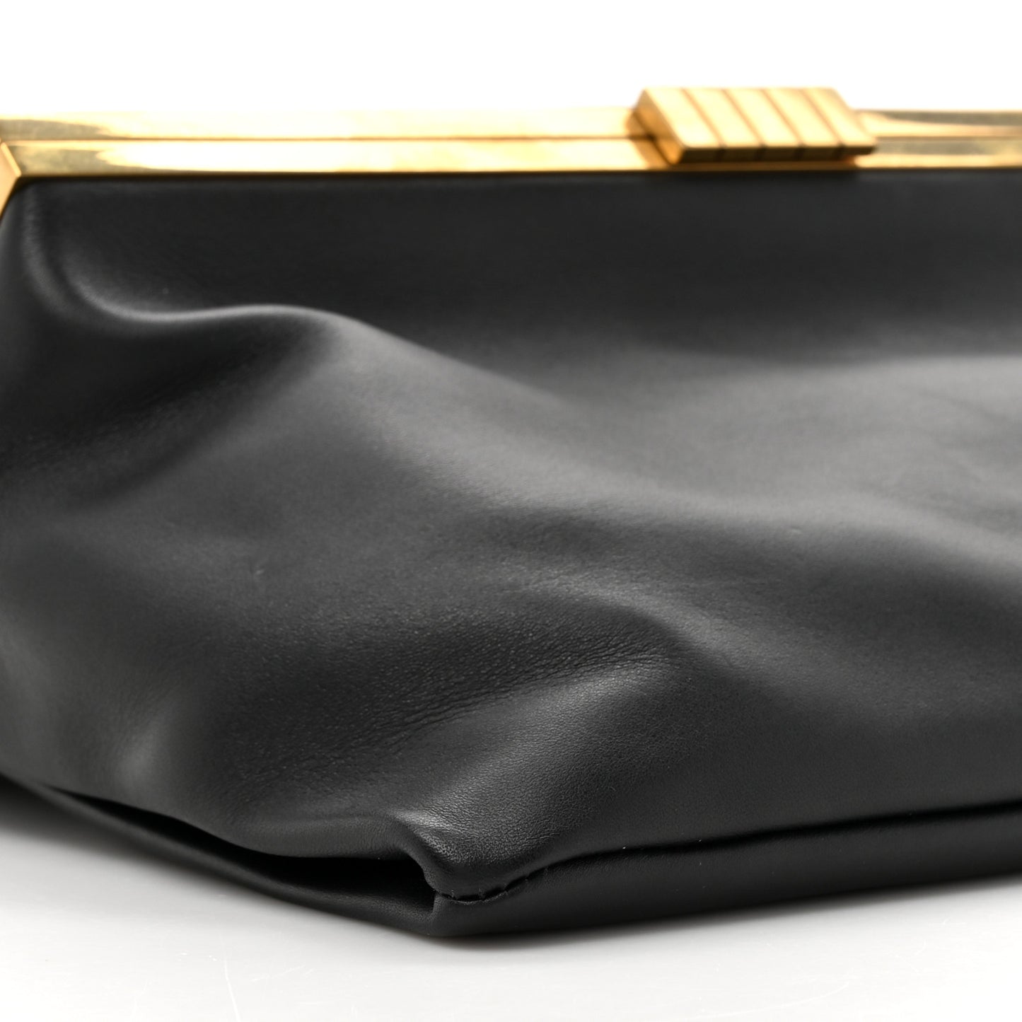 Smooth Calfskin Medium Fanny Black