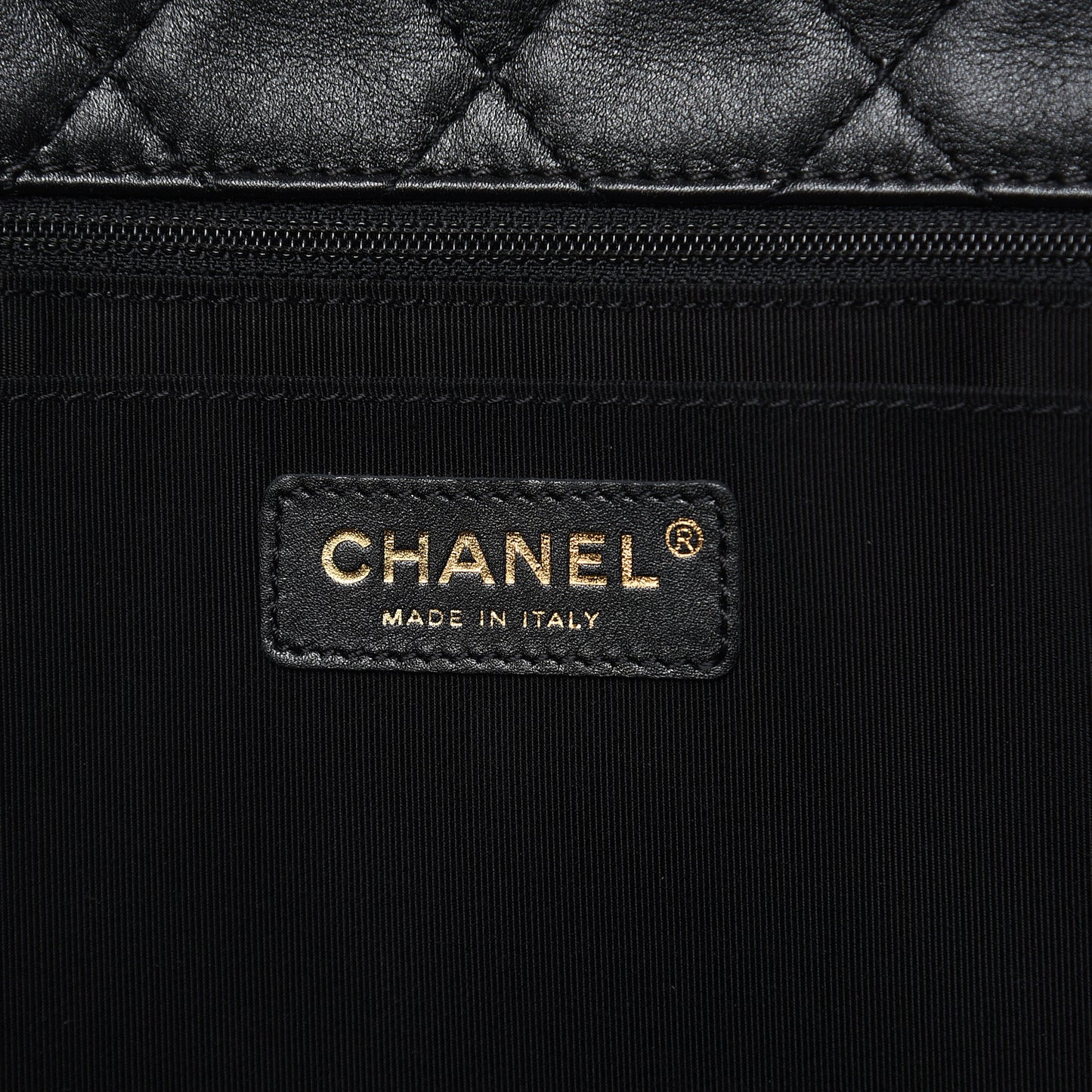 Metallized Calfskin Quilted Small XXL Travel Flap Bag Black