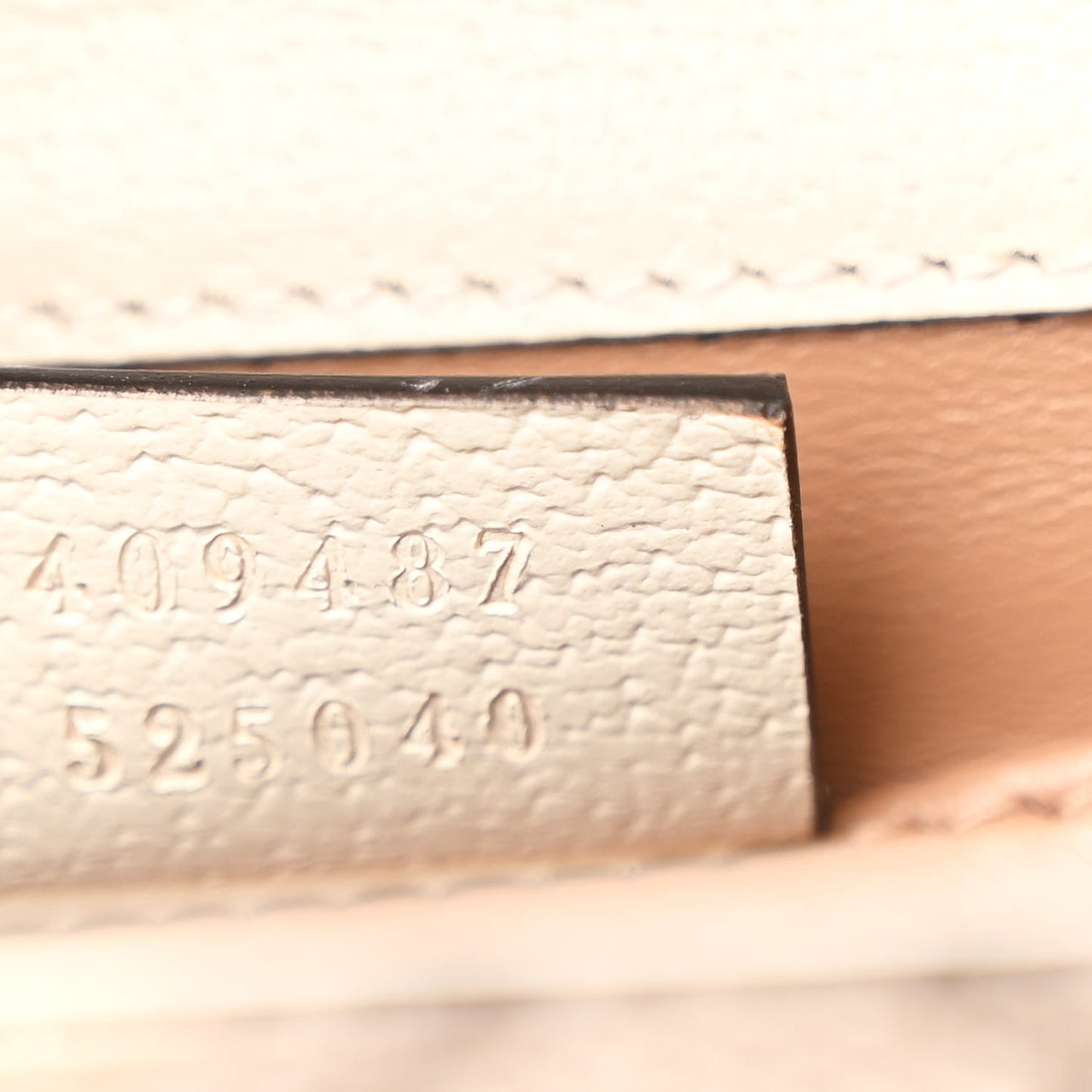 GG Supreme Monogram Berry Textured Dollar Calfskin Small Padlock Shoulder Bag Beige Ebony Light Copper Mystic White