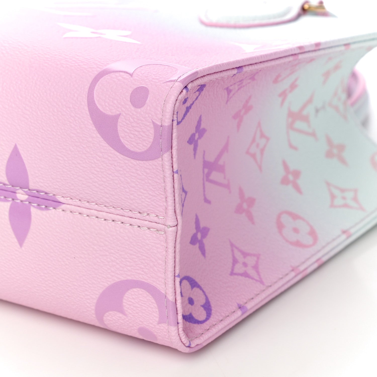 Louis Vuitton Monogram Giant Spring In The City Onthego PM Sunrise Pastel 14 of 14