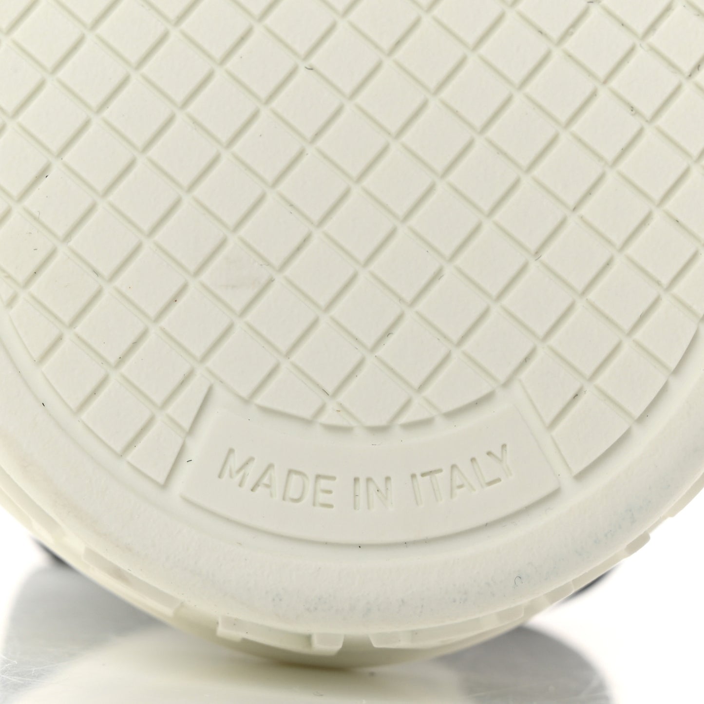 Calfskin CC Womens Sneakers 39.5 White