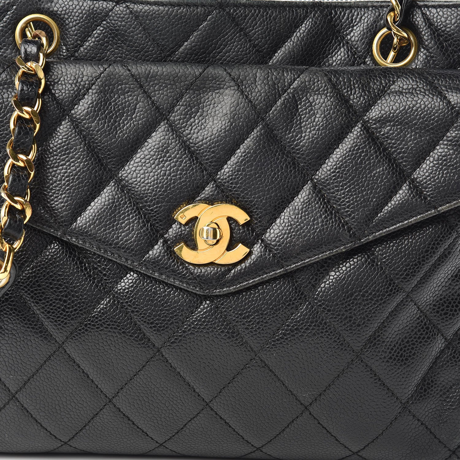 Chanel Caviar Quilted Flap Shoulder Bag Black 26 of 27