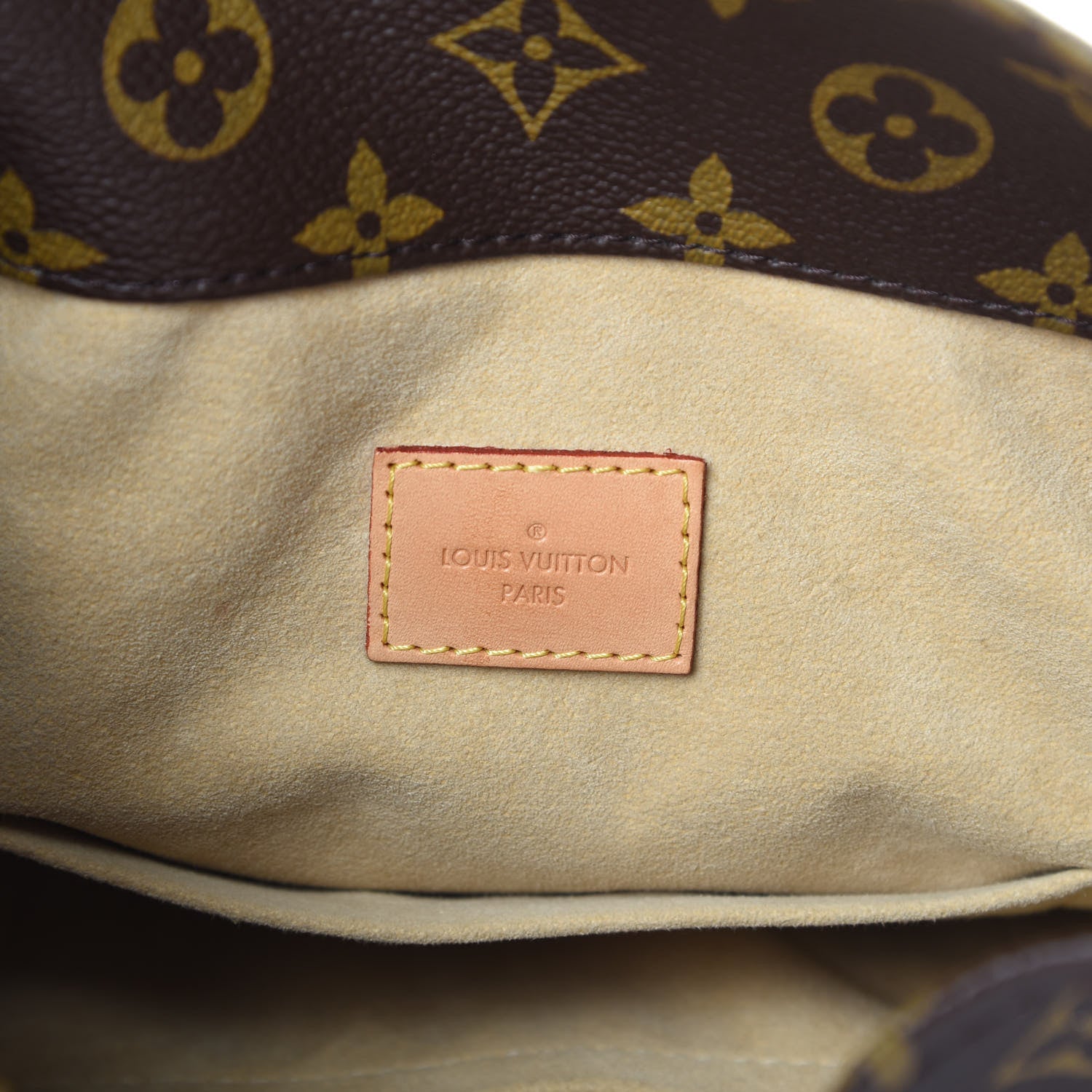 Louis Vuitton Monogram Artsy MM 6 of 17