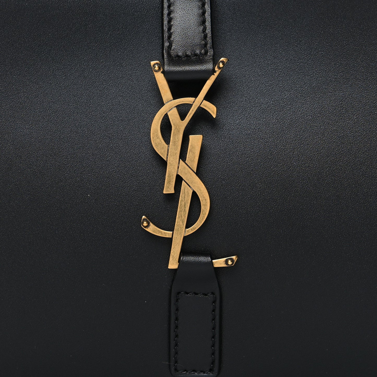 Smooth Calfskin Le 5 A 7 Hobo Black