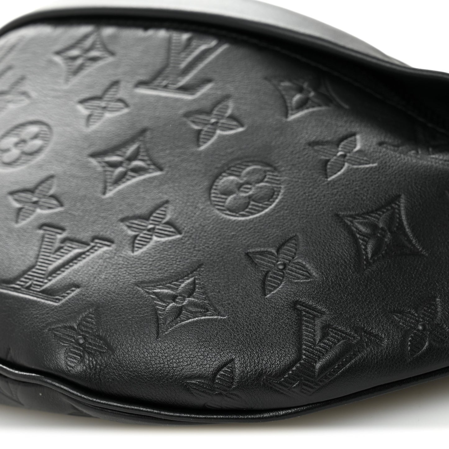 Calfskin Monogram Shadow Discovery Bumbag Black
