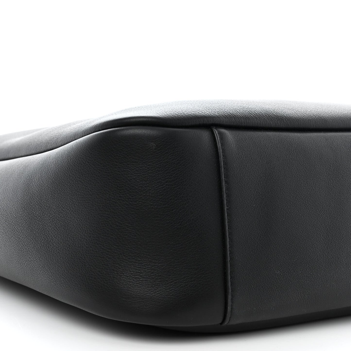 Smooth Calfskin Large Le 5 A 7 Soft Hobo Black
