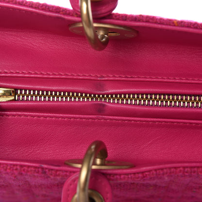 Christian Dior Tweed Cannage Large Lady Dior Rose Moyen 8 of 11