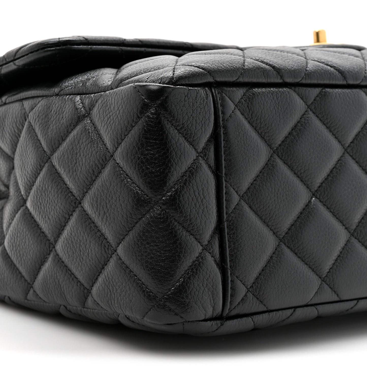 Caviar Quilted XXL Travel Flap Bag Black