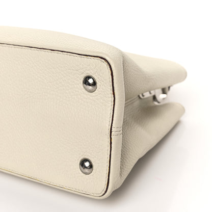 Louis Vuitton Taurillon Capucines MM Blanc Casse 8 of 10