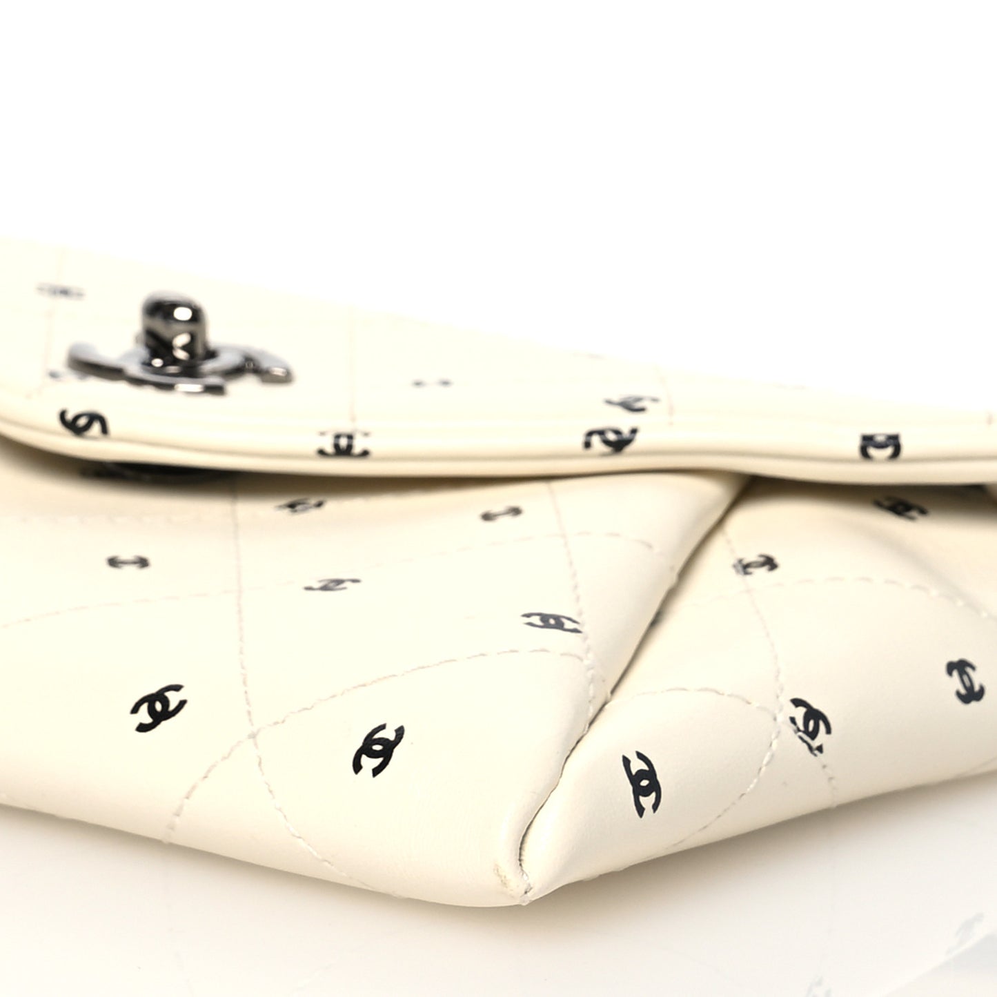 Printed Lambskin Logo CC Envelope Clutch With Chain White